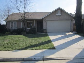 311 East Robin Avenue, Visalia, CA 93291 