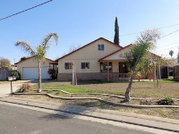 326 W Milgeo Avenue, Ripon, CA 95366 