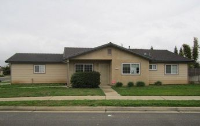 1010 Monte Vista Street, Lindsay, CA 93247 