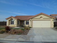 661 Woodbridge Court, Los Banos, CA 93635 