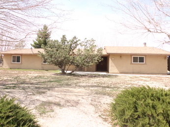 8850 8th Avenue, Hesperia, CA 92345 