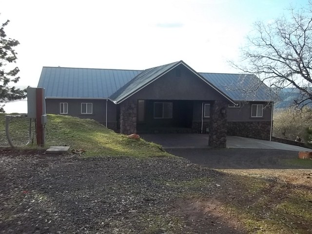 75 Bobcat Saddle Rd, Oroville, CA 95966 