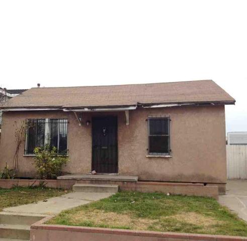 921 South Oleander Ave, Compton, CA 90220 