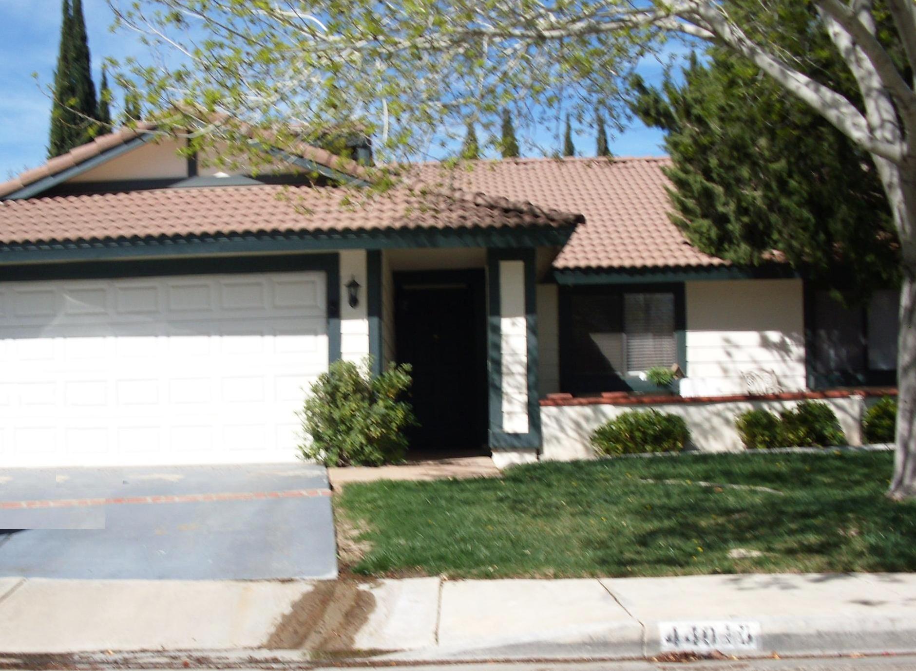 44015 Ruthron Avenue, Lancaster, CA 93536 