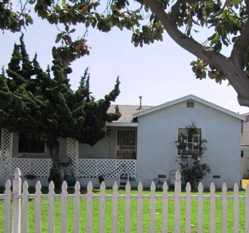 12600 Kornblum Avenue, Hawthorne, CA 90250 