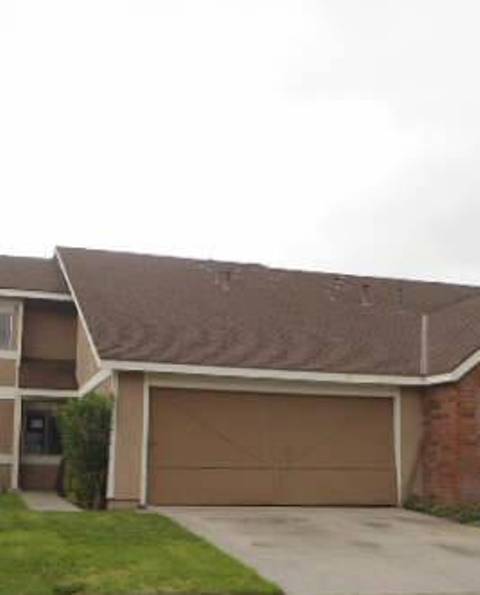 28319 Connie Ct, Santa Clarita, CA 91387 