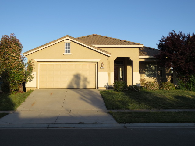 1298 Amaranth Street, Olivehurst, CA 95961 