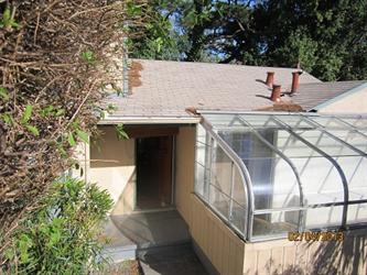 8662 Seneca St, Oakland, CA 94605 