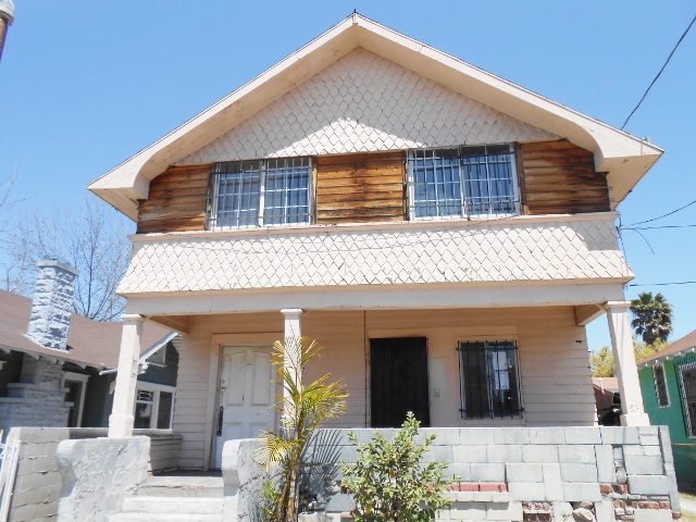 127 West 55th Street, Los Angeles, CA 90037 