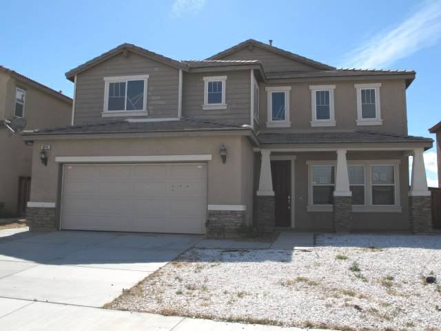 8816 Palo Alto Avenue, Hesperia, CA 92344 