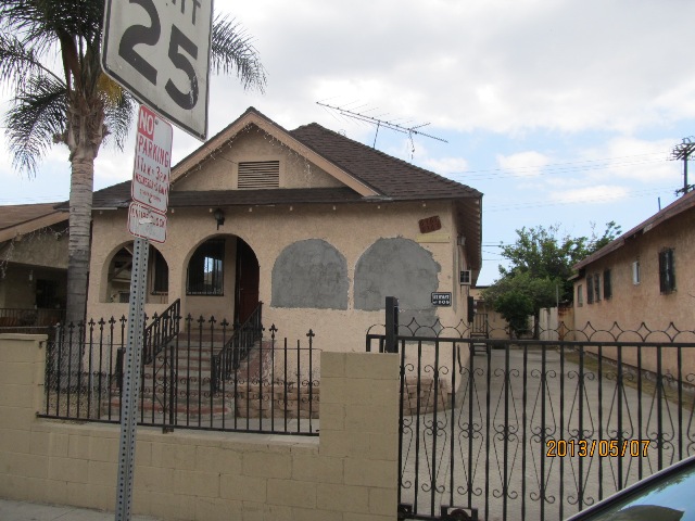 6361 Converse Ave, Los Angeles, CA 90001 