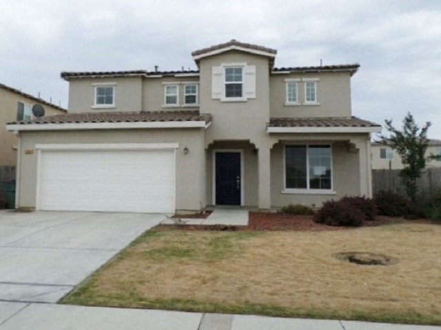 1968 Dunbar Way, Dinuba, CA 93618 