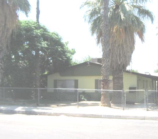 1323 Quincy St, Bakersfield, CA 93307 