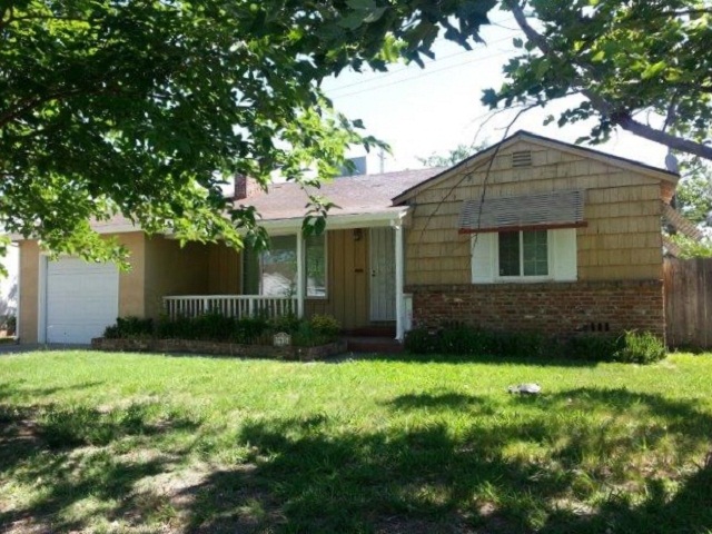 5635 Milner Way, Sacramento, CA 95822 