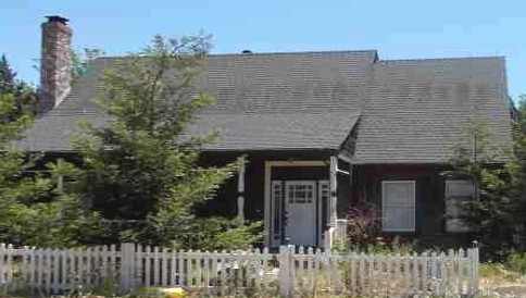 676 Perkins Street, Los Alamos, CA 93440 