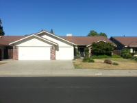 223 Evergreen Avenue, Clovis, CA 93611 
