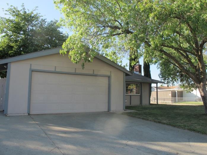 4711 Oakhollow Drive, Sacramento, CA 95842 