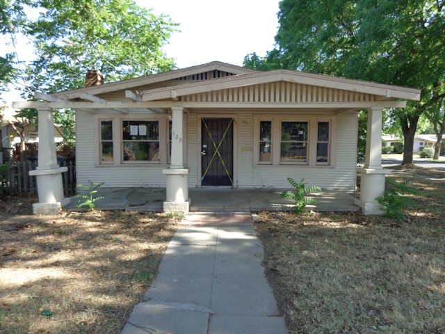 129 East Morris Avenue, Modesto, CA 95354 