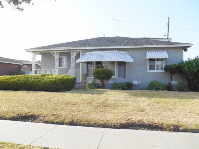 1113 W 136th Street, Compton, CA 90222 