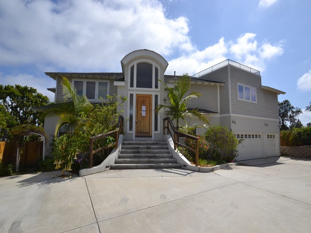 1809 Ivy Road, Oceanside, CA 92054 