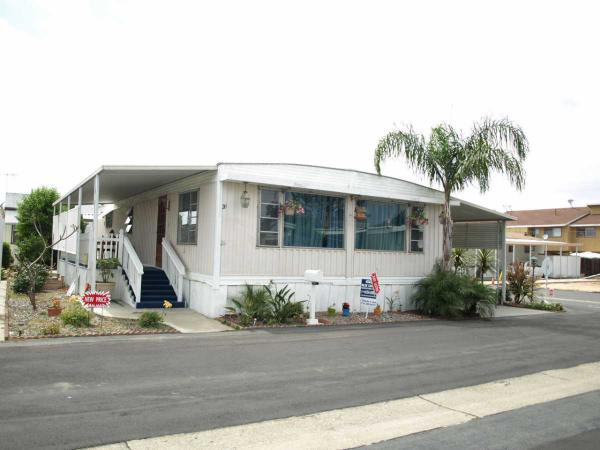 1845 Monrovia #26, Costa Mesa, CA 92627 