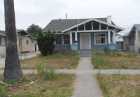 4825 S Van Ness Ave, Los Angeles, CA 90062 