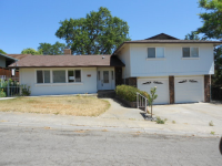 808 Anastasia Drive, Lakeport, CA 95453 