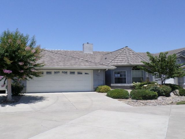 1550 Kamm Avenue Unit 105, Kingsburg, CA 93631 
