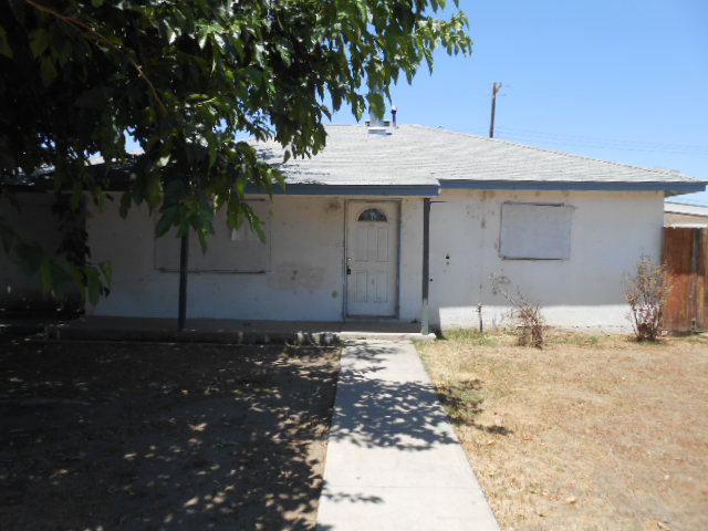 334 Warren Avenue, Bakersfield, CA 93308 