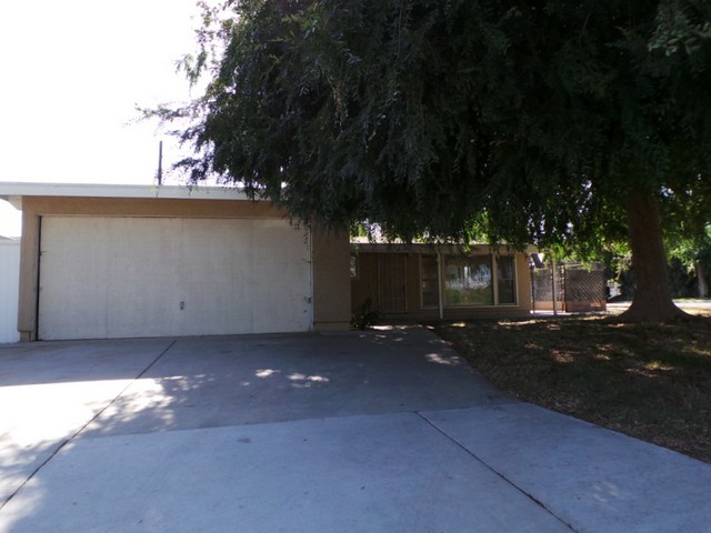 13603 Woodridge Avenue, La Mirada, CA 90638 