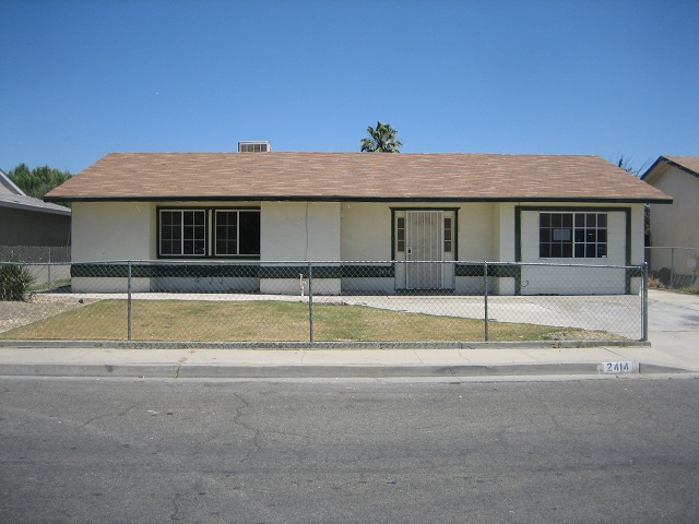 2414 Strepy Avenue, Corcoran, CA 93212 