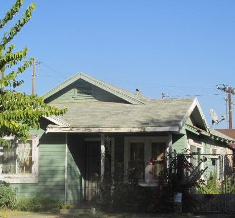 1002 R St, Newman, CA 95360 