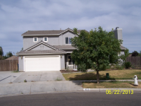 1820 Rio Hondo Ct, Hanford, CA 93230 