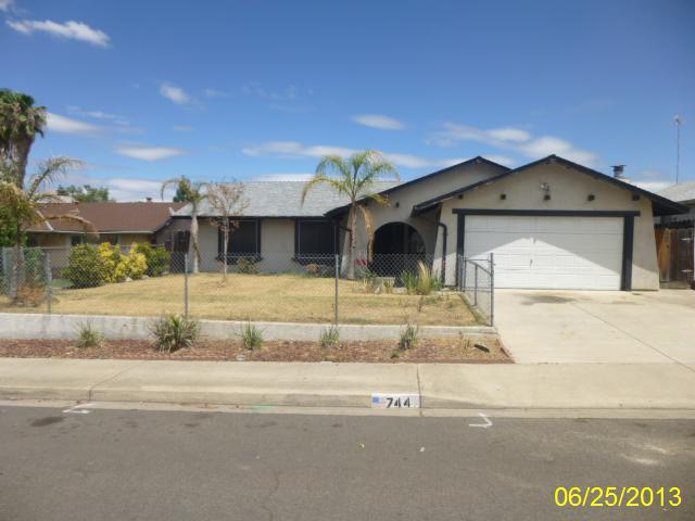 744 Musick Ave, Modesto, CA 95351 