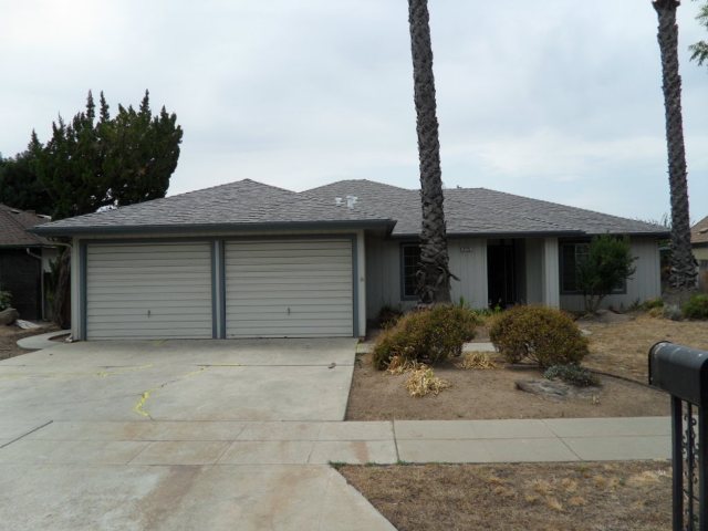 8175 N Mariposa Street, Fresno, CA 93720 