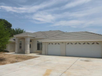 7515 Langdon Ave, Hesperia, CA 92345 