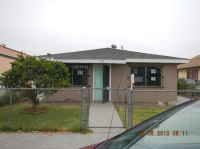 1152 E 70th St, Los Angeles, CA 90001 