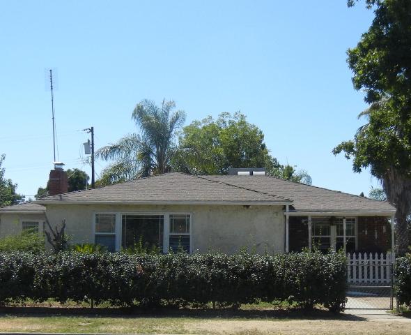 1667 North Delno Avenue, Fresno, CA 93705 