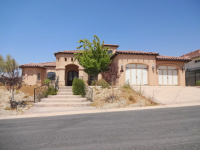 5507 Via Venezia, Bakersfield, CA 93306 
