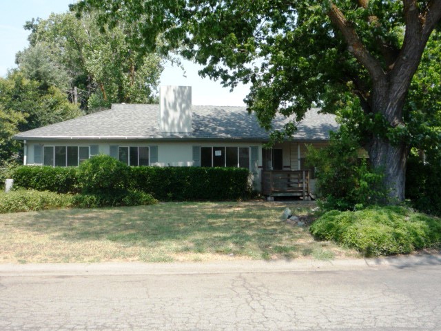 6 Carmel Place, Chico, CA 95973 