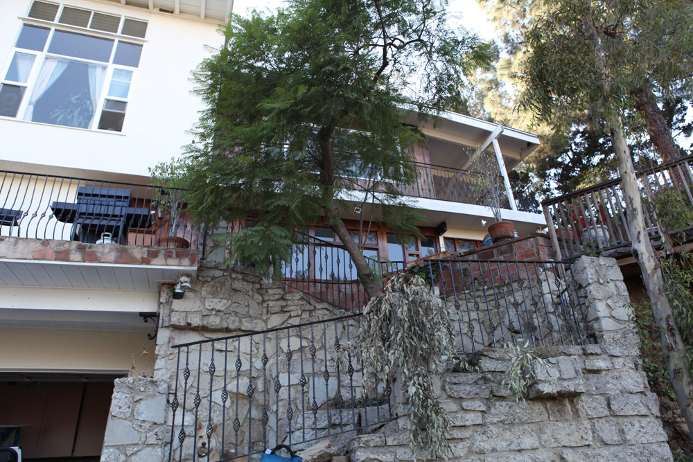 7244 Sunnydip Trail, Los Angeles, CA 90068 