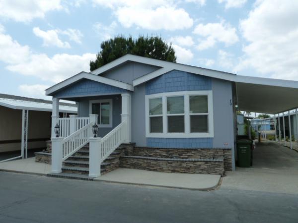 880 N. Lake St., #70, Hemet, CA 92544 