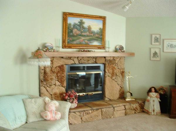 1300 W. Menlo Ave, Space 61, Hemet, CA 92543 