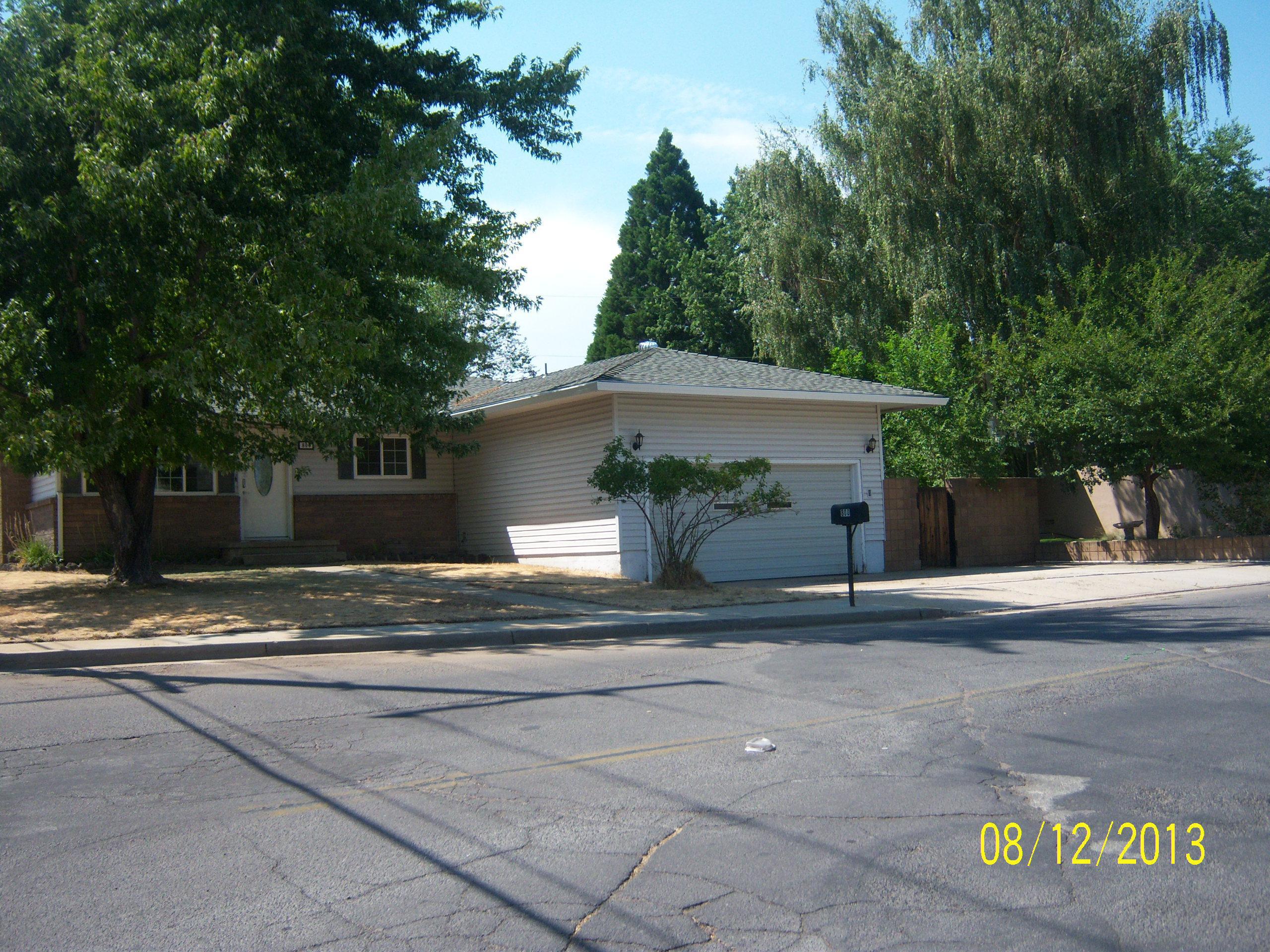 800 Paiute Ln, Susanville, CA 96130 