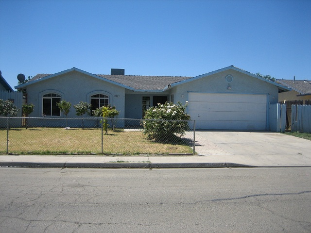 16591 Third Street, Huron, CA 93234 