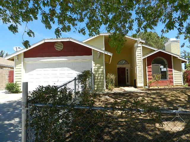 2229 Crescent Way, Palmdale, CA 93550 