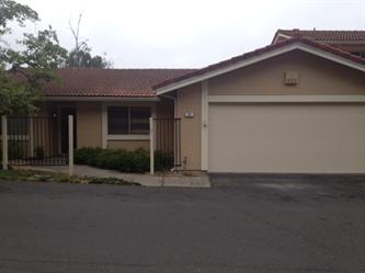 35 Shadow Mountain St, Oakland, CA 94605 