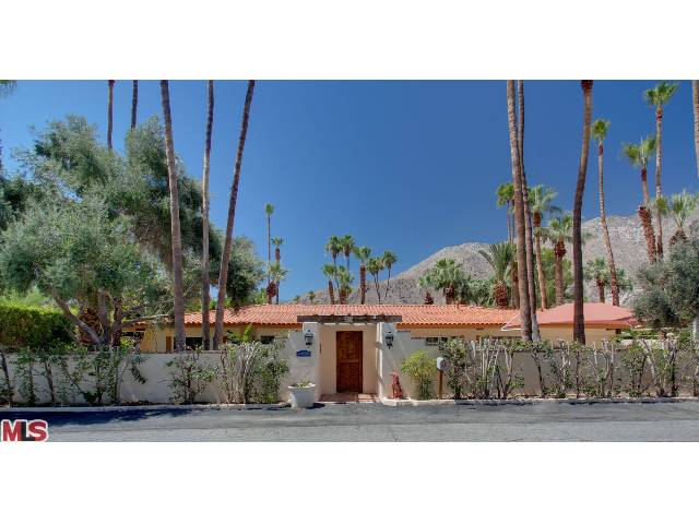 375 S Via Las Palmas, Palm Springs, CA 92262 