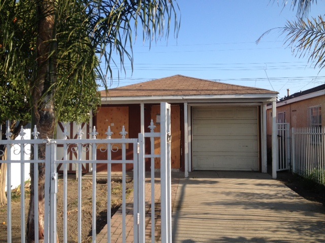504 West Cressey Street, Compton, CA 90222 