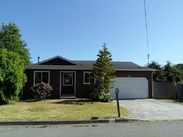 2525 Oliver Avenue, Crescent City, CA 95531 